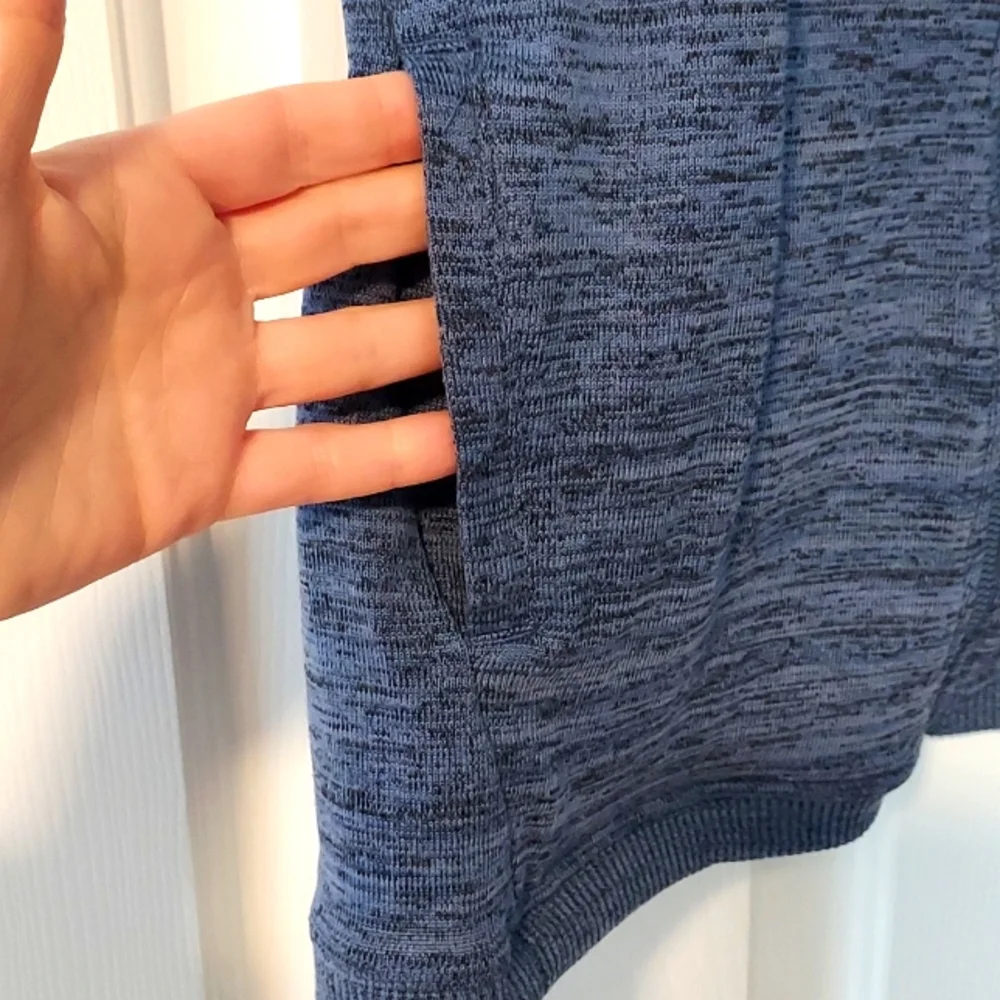 Cross back zip up vest - Picture 5 of 5